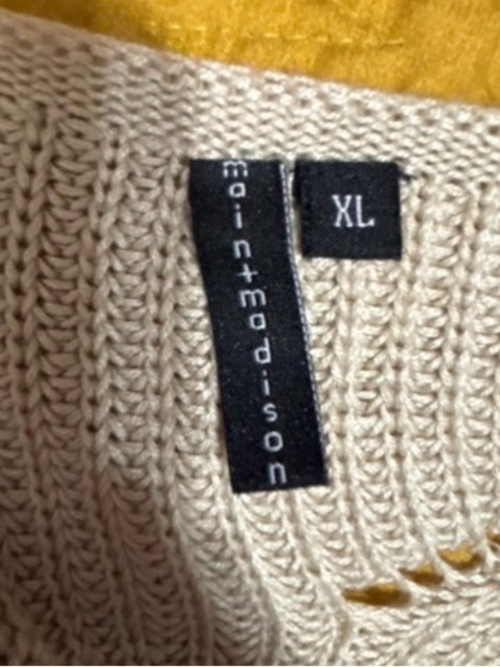 Main & Madison Sweater by Anthropologie ~Scalloped ~Beige ~Wing Sleeved ~Perfect - Picture 2 of 5